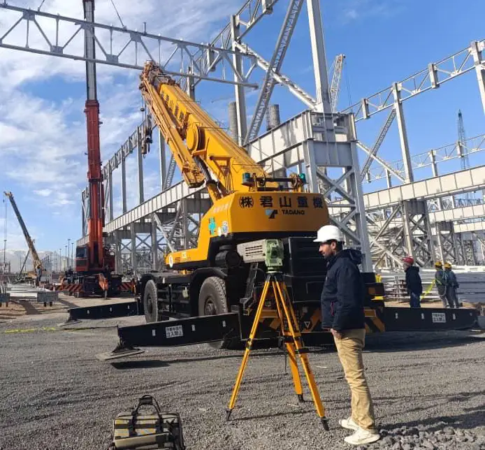 land-surveyor-premium-vision-